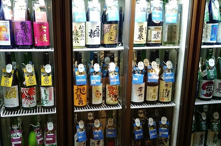 日本酒飲み比べ 新宿
