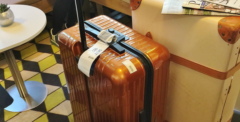 パリ旅行 お勧めスーツケース リモワ