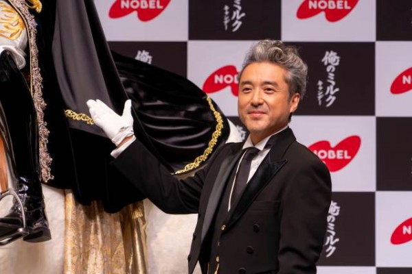 ムロツヨシ「俺のミルクキャンデー」新CM公開記念！オレーノ・ミルク王子来日記念 記者発表会