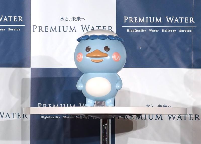 プレミアムウォーター キャラクター ぴーちゃん