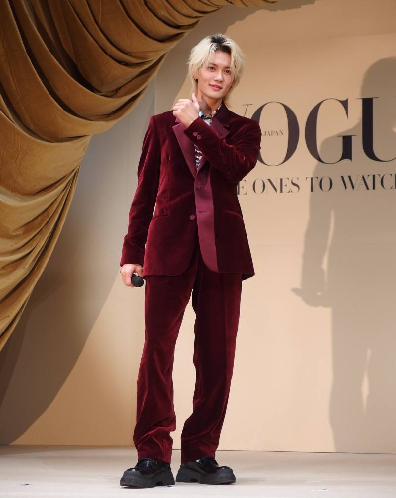 佐野勇斗 イイじゃんポーズ