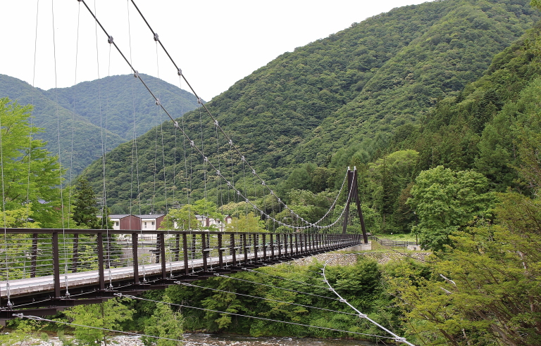 湯西川 水の郷 吊り橋